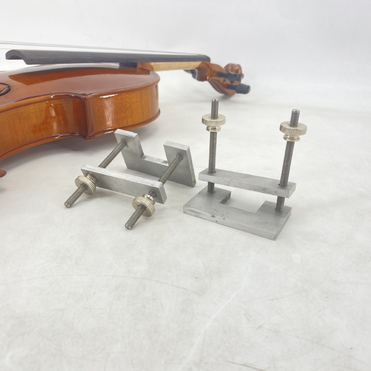 Musical Instrument Manufacturers - 악기 액세서리 수리 및 제조 도구