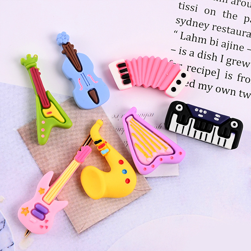 10개 만화 귀여운 레진 미니 악기 스크랩북킹 용품 공 - Musical Instrument Manufacturers 리뷰 및 가격